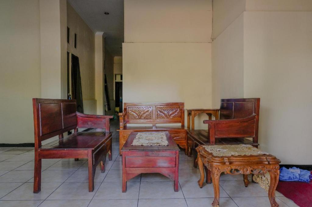 Sawojajar Inn Μαλάνγκ Εξωτερικό φωτογραφία